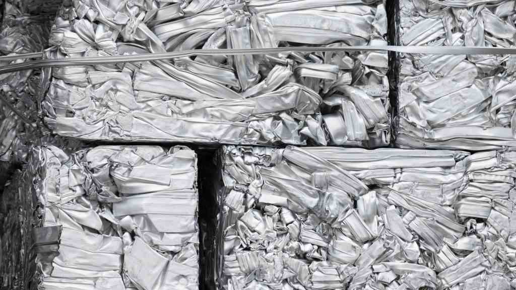 Pressed,Aluminum,Scrap,For,Recycle,,Silver,Metal,Recycling.